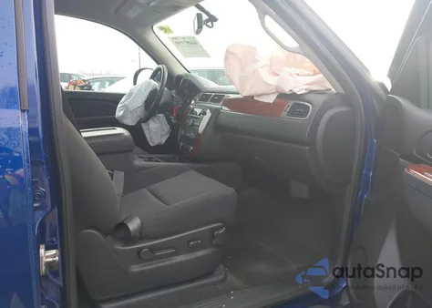 2013 Chevrolet Avalanche Ls from USA, damaged, VIN 3GNTKEE78DG241078